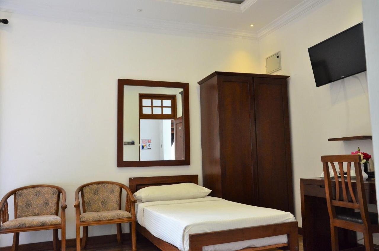 Hotel Heaven Seven Nuwara Eliya Esterno foto